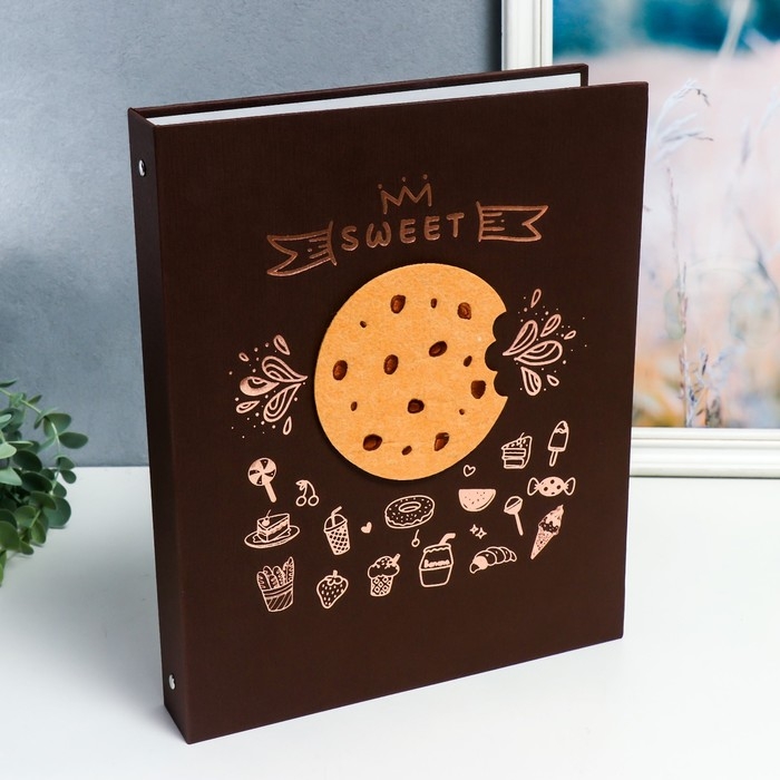 Фотоальбом на кольцах 30 листов+30 файлов "Сладости" чёрные листы 31,4х25,8х5 см