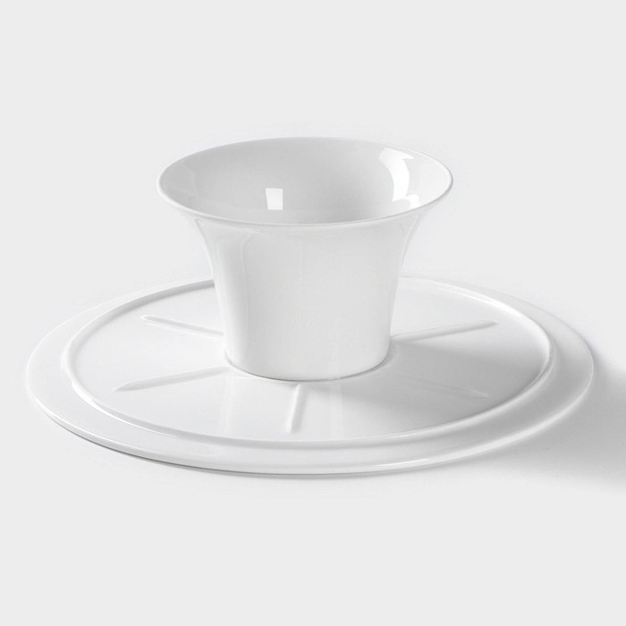 Тортовница фарфоровая на ножке, 25&times;9 см