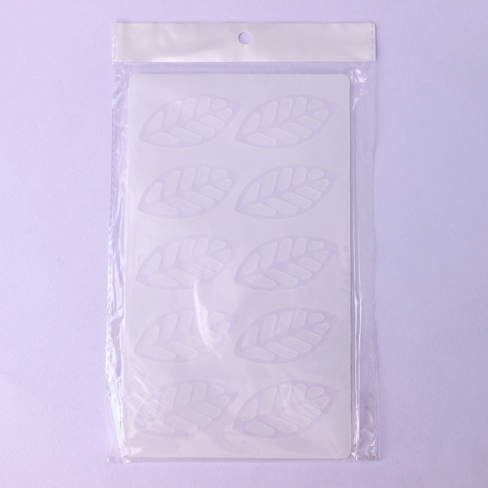 Форма для шоколада &laquo;Листья вишни&raquo;, силикон, 10 ячеек, 23&times;13&times;0,3 см, цвет прозрачный