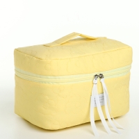 Косметичка на молнии, цвет жёлтый Косметичка на молнии, цвет жёлтый