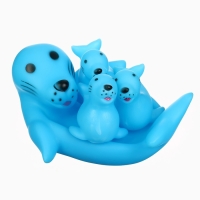 Набор резиновых игрушек для ванны &laquo;Мыльница: Тюлень&raquo;, 13,5 см, с пищалкой, 4 шт., Крошка Я