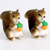 Миниатюра кукольная &laquo;Белочка с желудем&raquo;, набор 2 шт., размер 1 шт. &mdash; 2 &times; 5,5 &times; 4 см