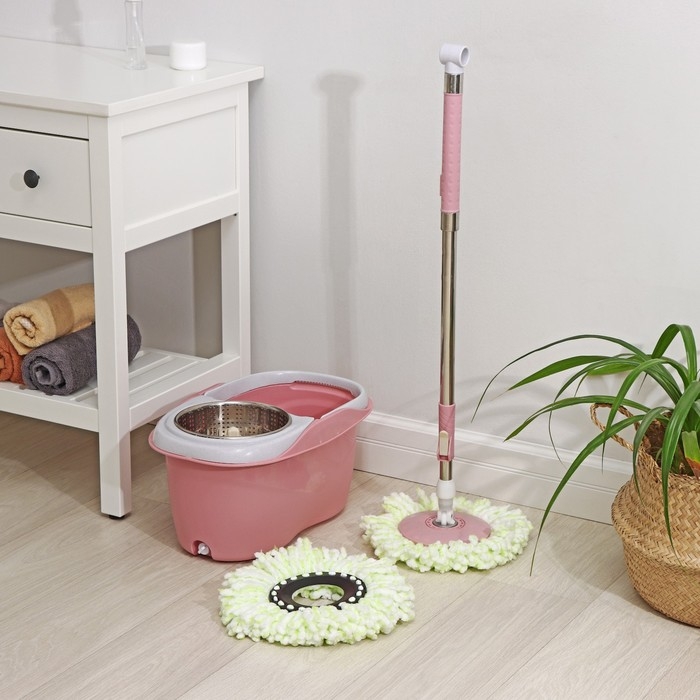 Швабра с отжимом и ведро с металлической центрифугой Доляна, 46,5&times;28,5&times;23,5 см, 10 л, телескопическая ручка 86-117,5 см, дополнительная насадка из микрофибры 15,5 см, цвет розовый