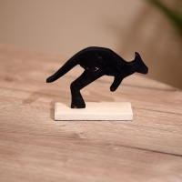 Сувенир "Кенгуру" на подставке, дерево 11х4х8 см