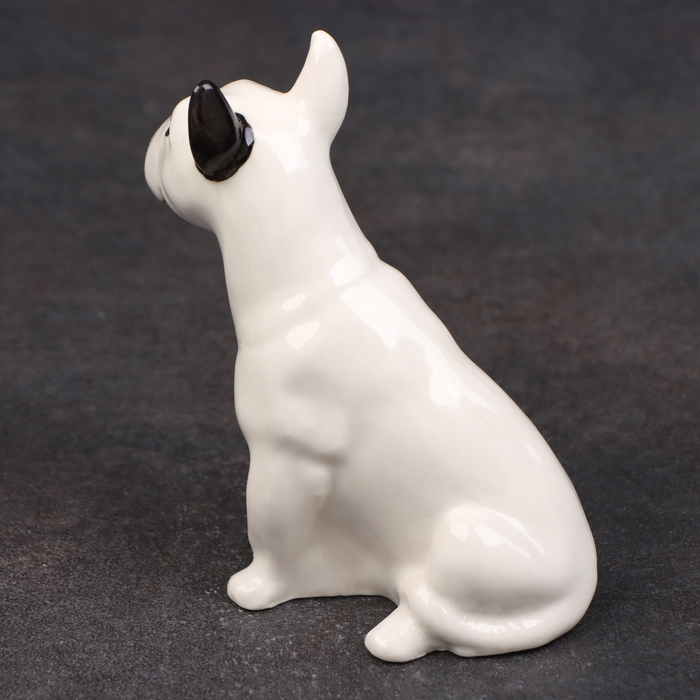 Статуэтка фарфоровая &laquo;Бультерьер черное ухо&raquo;, 10 см, авторская роспись