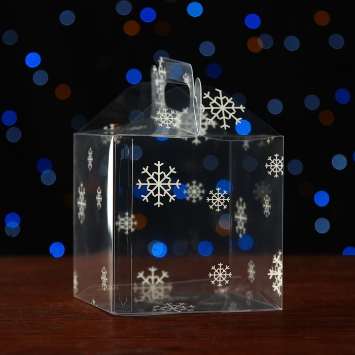 Новый год. Коробка подарочная новогодняя складная ПВХ Новый год. Коробка подарочная новогодняя складная ПВХ "Праздничное настроение" 11 x 11 x 11 см .