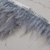 Тесьма с перьями петуха, 10-15 см, 5 &plusmn; 0,5 м, цвет серый