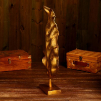 Сувенир "Лист дерева" алюминий 23х10х60 см Сувенир "Лист дерева" алюминий 23х10х60 см