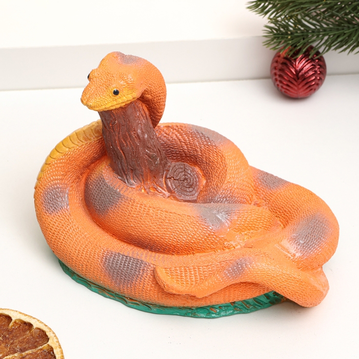 Фигура "Змея большая" красная, 20х15х10см