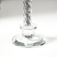 Подсвечник стекло на 1 свечу "Лотос на пьедестале" зелень голография 22,3х10,5х10,5 см Подсвечник стекло на 1 свечу "Лотос на пьедестале" зелень голография 22,3х10,5х10,5 см