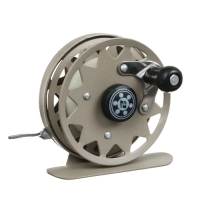 Катушка инерционная, металл, 2 подшипника, диаметр 5.5 см, цвет коричневый, TL55A Катушка инерционная, металл, 2 подшипника, диаметр 5.5 см, цвет коричневый, TL55A