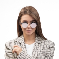 Очки солнцезащитные "OneSun", uv 400, дужка 14 см, ширина 14.3 см, линза 4.3 х 5 см Очки солнцезащитные "OneSun", uv 400, дужка 14 см, ширина 14.3 см, линза 4.3 х 5 см