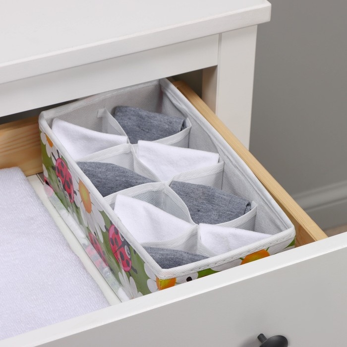 Органайзер для хранения белья Доляна &laquo;Божьи коровки&raquo;, 8 ячеек, 28&times;14&times;10 см, цвет зелёный