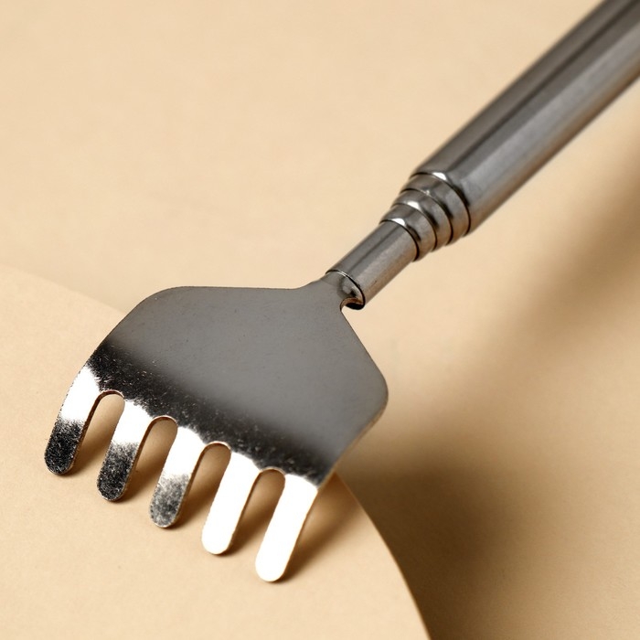 Чесалка для спины &laquo;Клуб настоящих мужиков&raquo;, 23,5 смсм