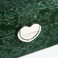 Шкатулка кожзам под часы 2 отделения и бижутерию "Под бархат" тёмно-зелёная 8х15,5х20,5 см Шкатулка кожзам под часы 2 отделения и бижутерию "Под бархат" тёмно-зелёная 8х15,5х20,5 см