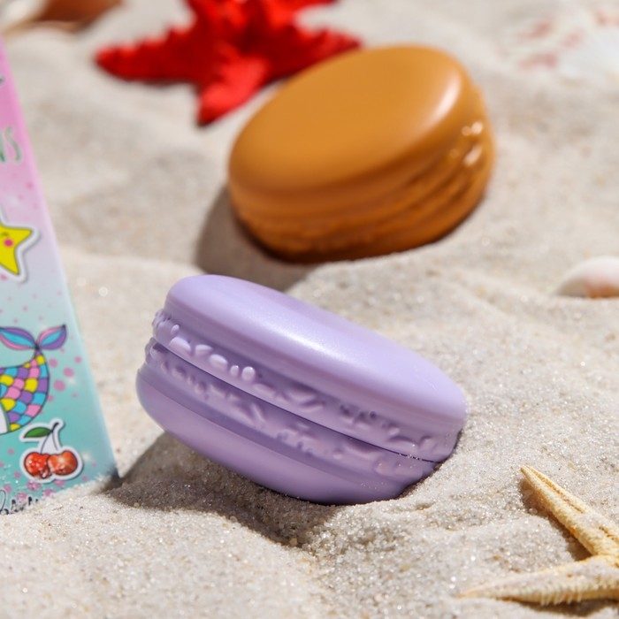 Набор из двух бальзамов для губ &laquo;Вишня&raquo;, &laquo;Лесные ягоды&raquo;