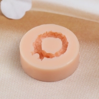 Новогодний молд силикон "Новогодний венок" 2,5х3х1 см Новогодний молд силикон "Новогодний венок" 2,5х3х1 см