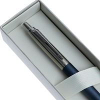 Ручка шариковая Parker Jotter XL K69 Matte Blue CT M, корпус из нержавеющей стали, синие чернила Ручка шариковая Parker Jotter XL K69 Matte Blue CT M, корпус из нержавеющей стали, синие чернила