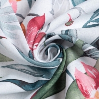 Скатерть Доляна &laquo;Луговые цветы&raquo; 145х180 см, 100% п/э