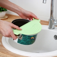 Дуршлаг на кастрюлю, d=28 см, цвет зелёный Дуршлаг на кастрюлю, d=28 см, цвет зелёный