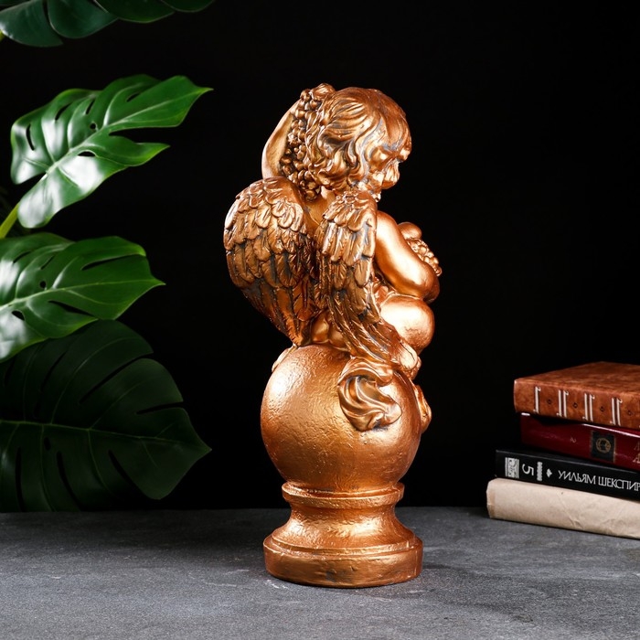 Фигура Фигура "Ангел с корзиной" бронза 19х20х42см