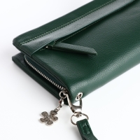 Кошелёк женский на молнии, цвет зелёный Кошелёк женский на молнии, цвет зелёный