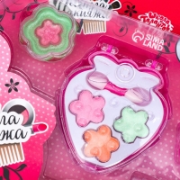 Набор косметики для девочки «Клубничка и аксессуары» Набор косметики для девочки «Клубничка и аксессуары»