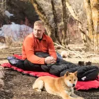 Надувной коврик Insulated Static V Luxe, красный