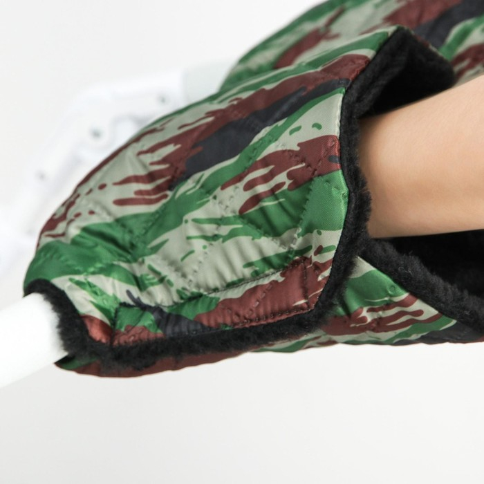 Варежки-муфты на ручку коляски, 2 шт., стеганные, цвет камуфляж Варежки-муфты на ручку коляски, 2 шт., стеганные, цвет камуфляж