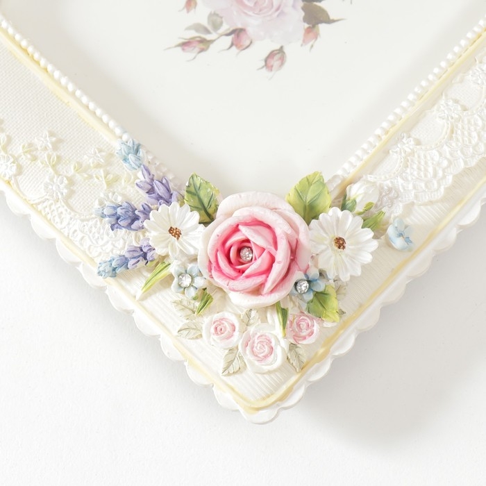 Фоторамка полистоун на 2 фото 6х9, 9х13 см Фоторамка полистоун на 2 фото 6х9, 9х13 см "Кружево и букет с розами" стразы 17,5х21,5 см