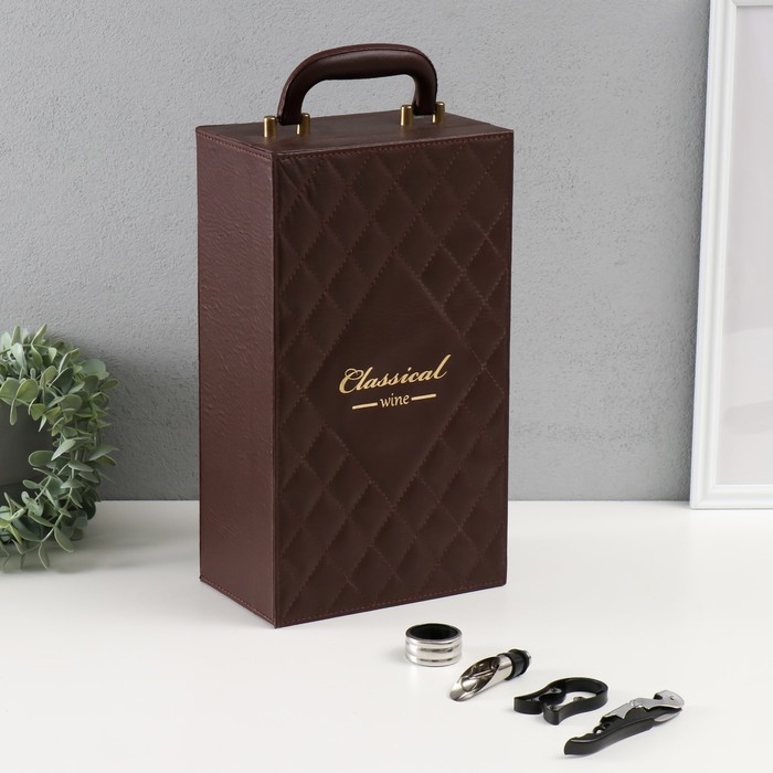 Шкатулка дерево, кожзам для 2 бутылок "Стёганная клетка" 4 предмета 34,5х19,5х12 см