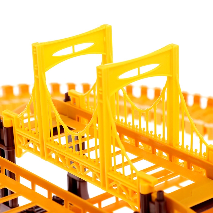 Автотрек &laquo;Стройка&raquo;, с машинкой, краном и фигурками, работает от батареек