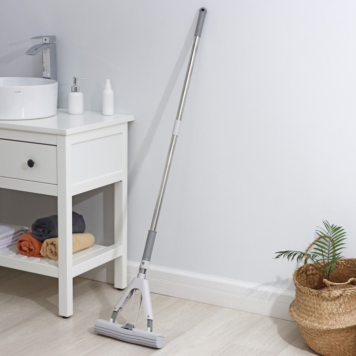 Швабра для мытья пола PVA Raccoon, со складным отжимом, насадка 28&times;6 см, стальная ручка с 3 секциями 130 см