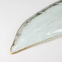 Блюдо стеклянное сервировочное &laquo;Лист&raquo;, 11&times;40 см, с золотой каймой