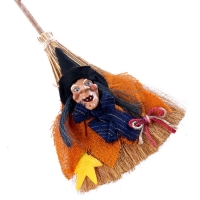 Баба яга на подвесе на метле, виды МИКС Баба яга на подвесе на метле, виды МИКС