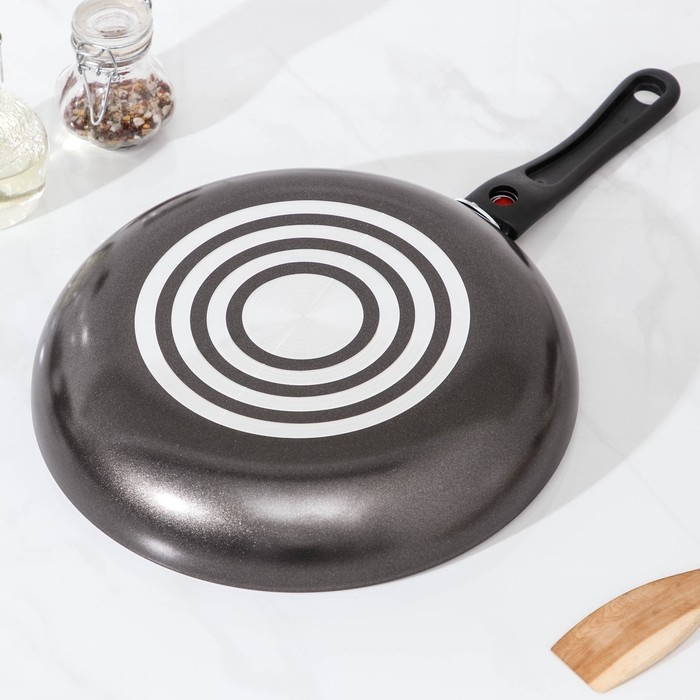 Сковорода Forever, d=28 см, съёмная ручка, антипригарное покрытие, цвет тёмно-серый Сковорода Forever, d=28 см, съёмная ручка, антипригарное покрытие, цвет тёмно-серый
