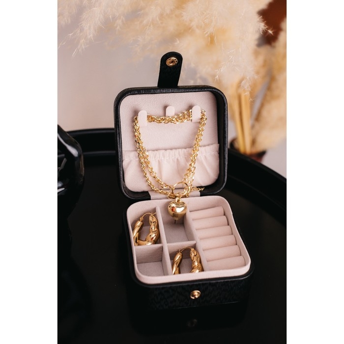 Шкатулка текстиль для украшений Шкатулка текстиль для украшений "Перелив с украшением" чёрная 10х10х6 см