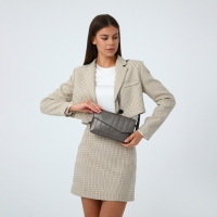 Сумка-клатч на магните, длинный ремень, цвет бронзовый Сумка-клатч на магните, длинный ремень, цвет бронзовый