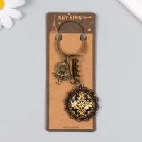Брелок металл, стекло с карабином "Цветочек и узоры в медальоне" бронза 9,5 см Брелок металл, стекло с карабином "Цветочек и узоры в медальоне" бронза 9,5 см
