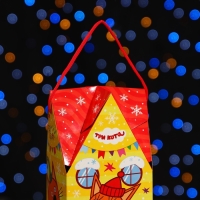 Новый год. Коробка подарочная складная "Три кота" 10,5 х 10,5 х 21,5 см.