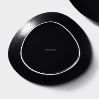 Набор тарелок фарфоровых Magistro Carbon, 21×18,5см, цвет чёрный Набор тарелок фарфоровых Magistro Carbon, 21×18,5см, цвет чёрный