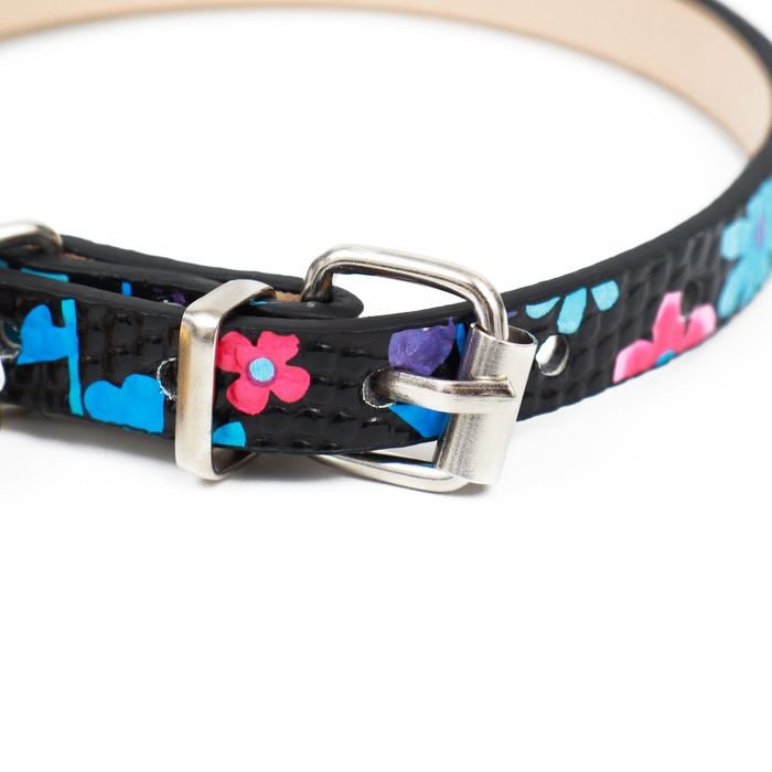 Ошейник рельефный с цветочным принтом, 30 х 1 см, микс цветов Ошейник рельефный с цветочным принтом, 30 х 1 см, микс цветов