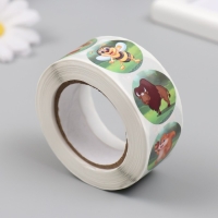 Наклейка бумага "Жители джунглей" d=2,5 см 500 шт в рулоне 3х6,5х6,5 см Наклейка бумага "Жители джунглей" d=2,5 см 500 шт в рулоне 3х6,5х6,5 см