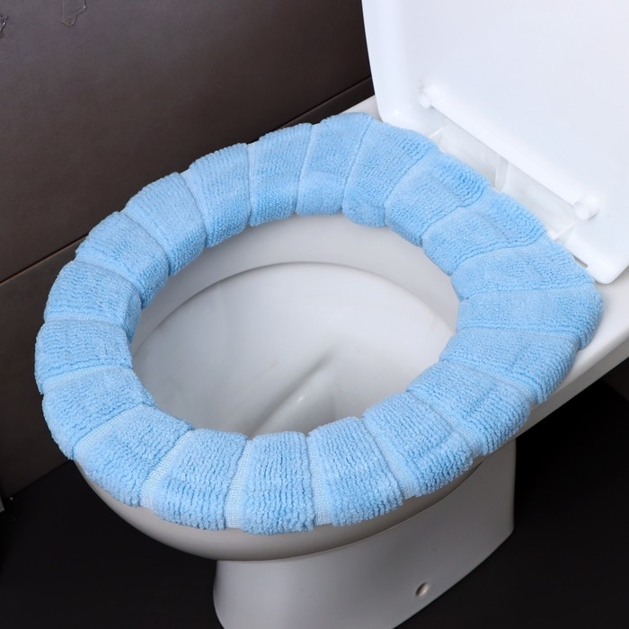 Мягкий чехол накладка на крышку и сиденье унитаза (голубая) Мягкий чехол накладка на крышку и сиденье унитаза (голубая)
