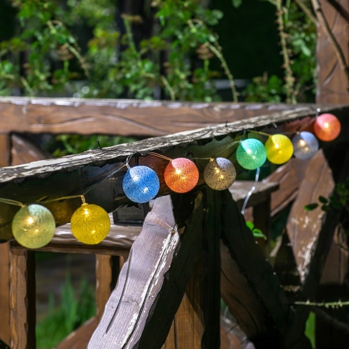 Садовая гирлянда на солнечной батарее &laquo;Клубки&raquo; Uniel, IP44, 1,8 м, теплый белый