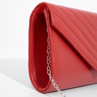 Сумка-клатч на клапане, цвет красный