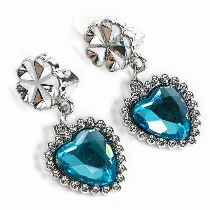 Карнавальный набор «Снежная принцесса»: плащ, корона, кулон, серьги, палочка Карнавальный набор «Снежная принцесса»: плащ, корона, кулон, серьги, палочка