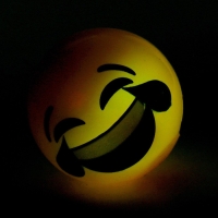 Мяч детский резиновый световой «Смайлы», МИКС, в шоубоксе Мяч детский резиновый световой «Смайлы», МИКС, в шоубоксе