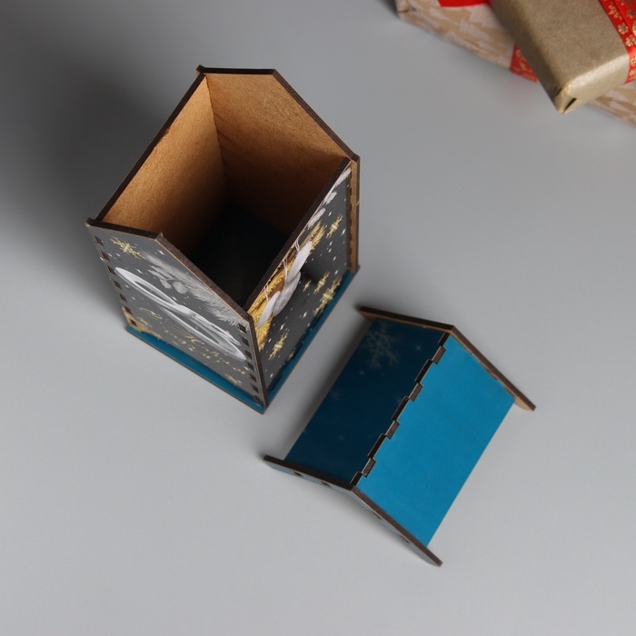 Новогодний чайный домик Новогодний чайный домик "Змея. С НГ" 20х10,5х10 см