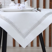 Скатерть Этель со стразами, 85 х 85 &plusmn;5 см, цвет белый, п/э
